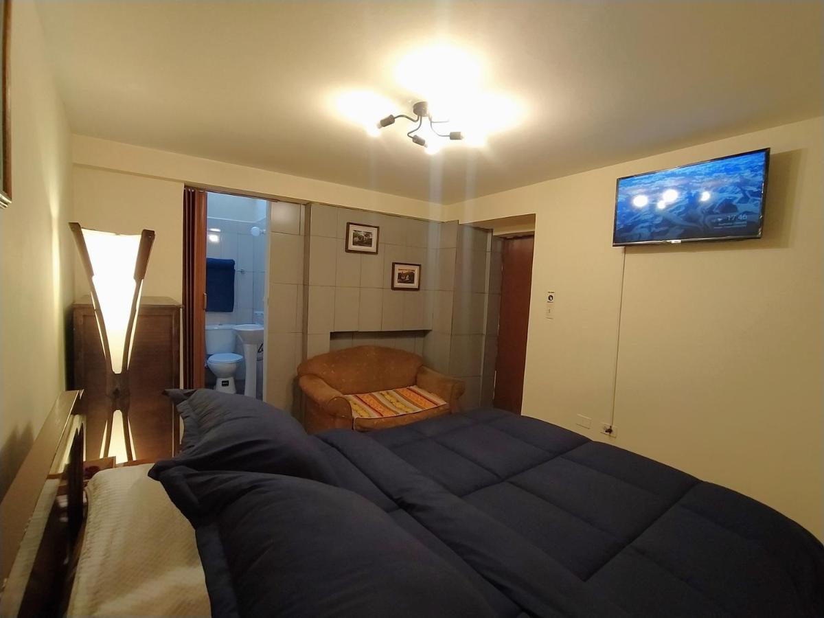 Hostal La Casa Tolena Quito - Ecuador Hotel Eksteriør billede